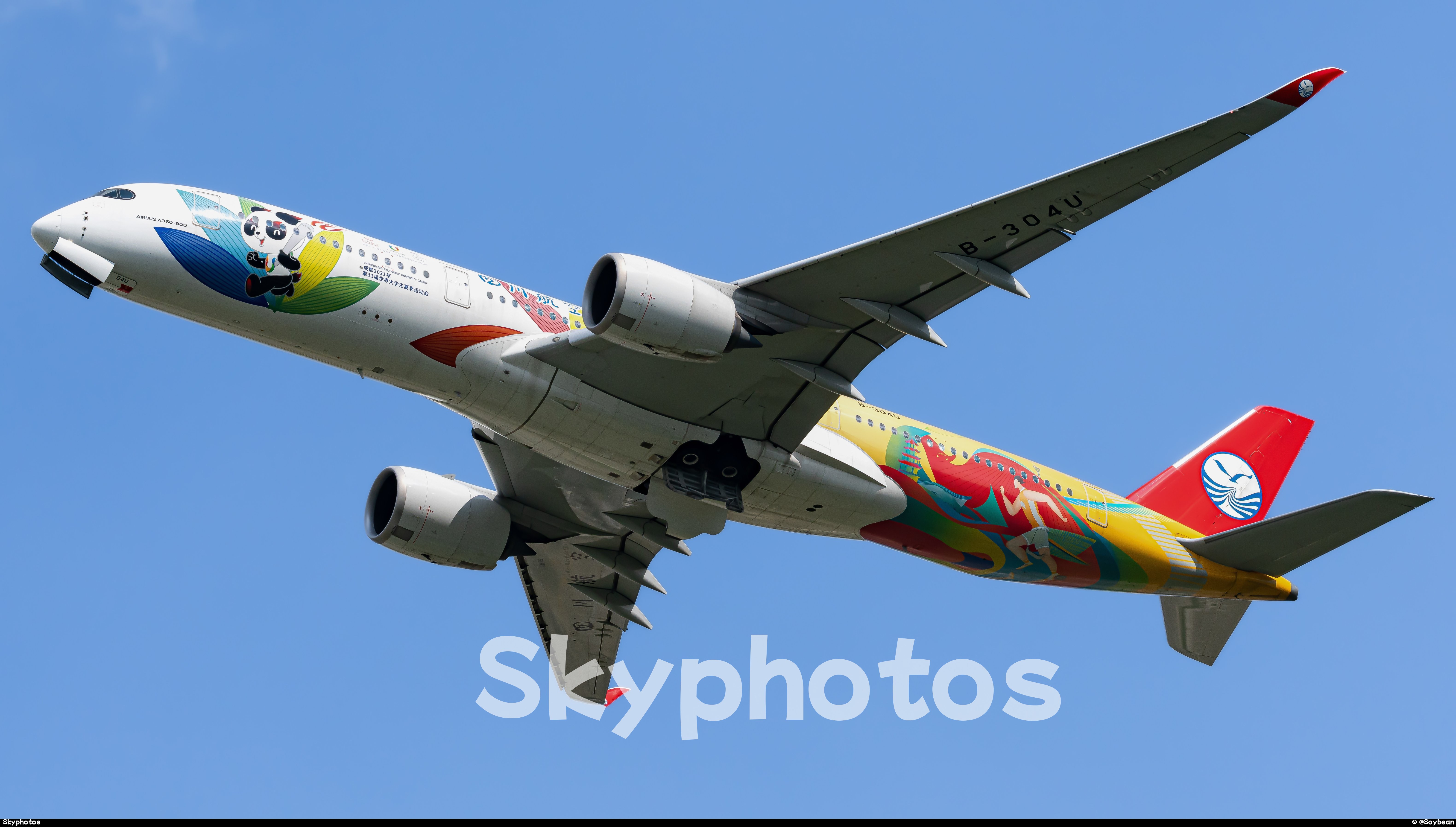 四川航空 A350-941 at 成都双流机场